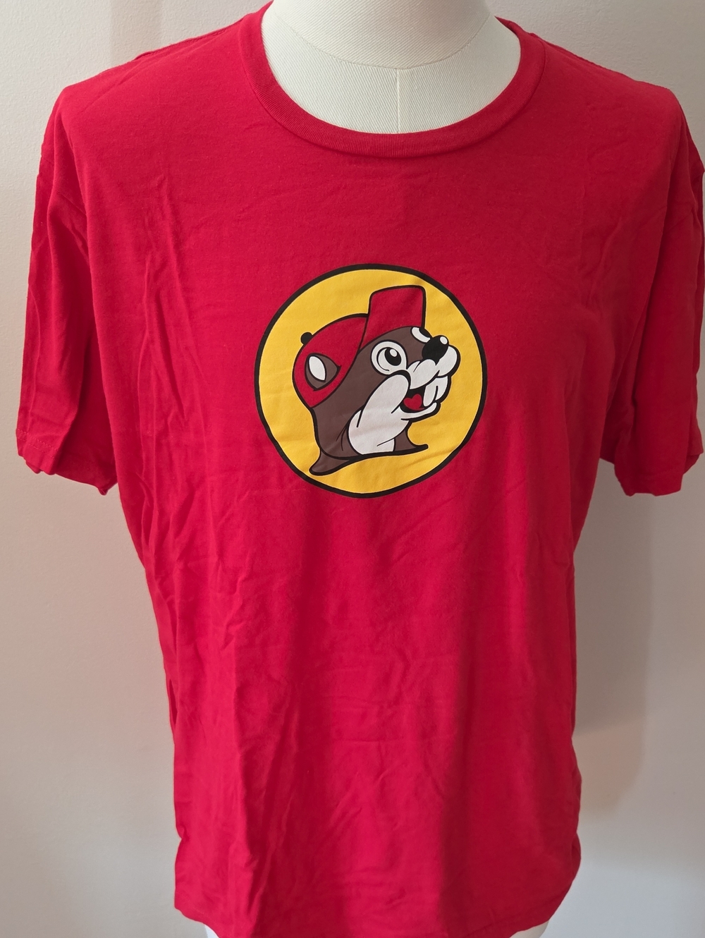 Buc-ee's Red Cotton Tee XL with Black Screen Print